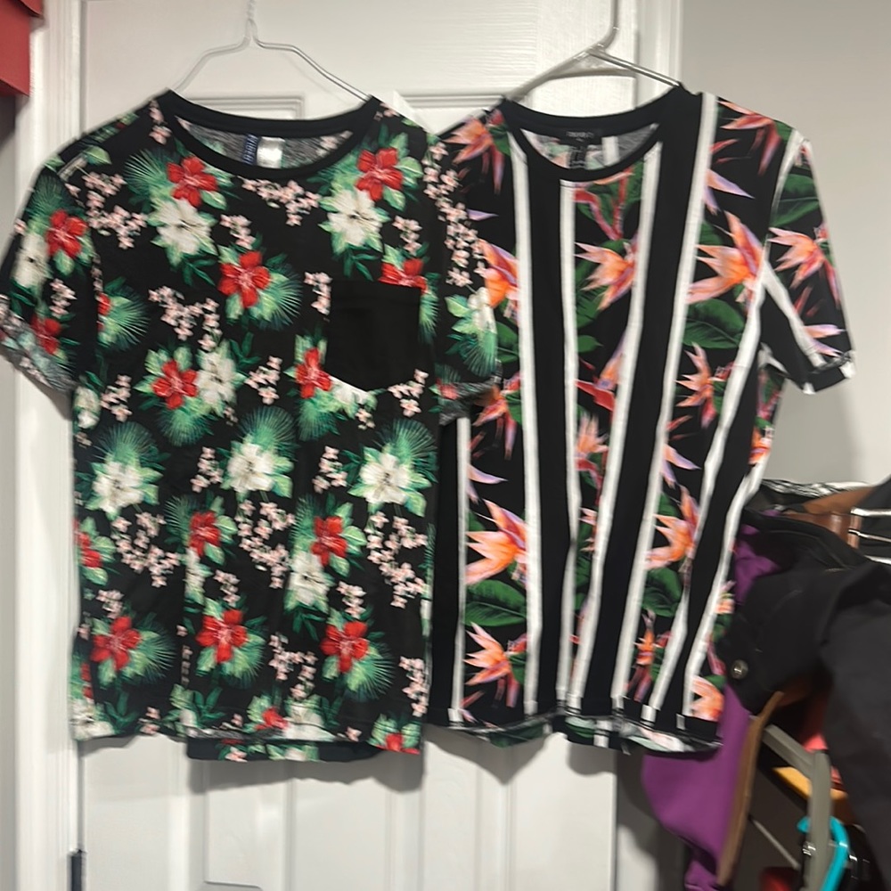 Hawaiian tshirts
